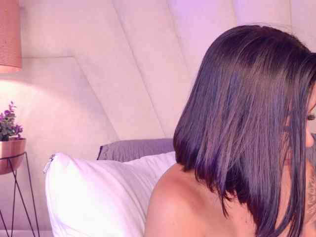 Alyssa-Ray webcam