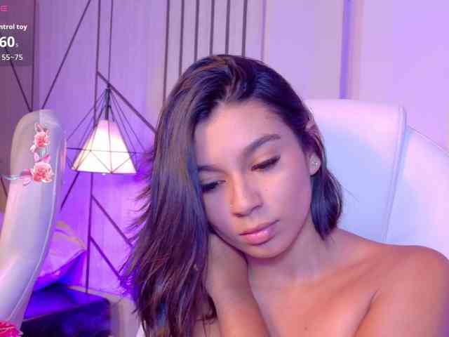 Alyssa-Ray webcam