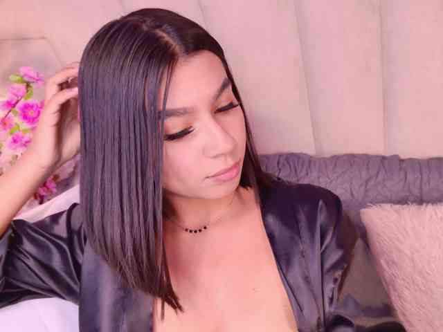 Alyssa-Ray Alyssa-Ray