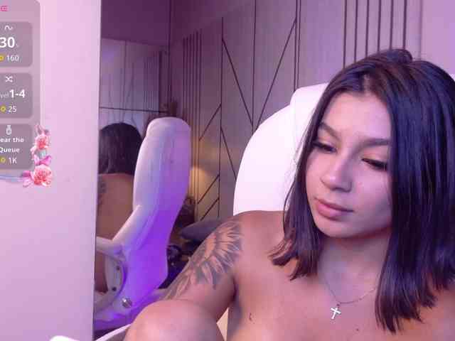 Alyssa-Ray webcam