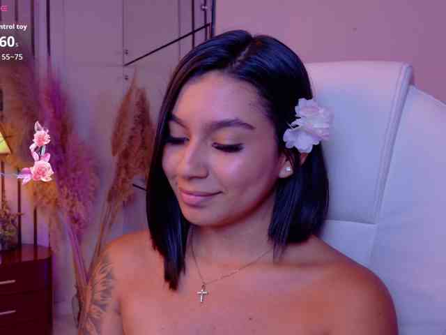 Alyssa-Ray Alyssa-Ray