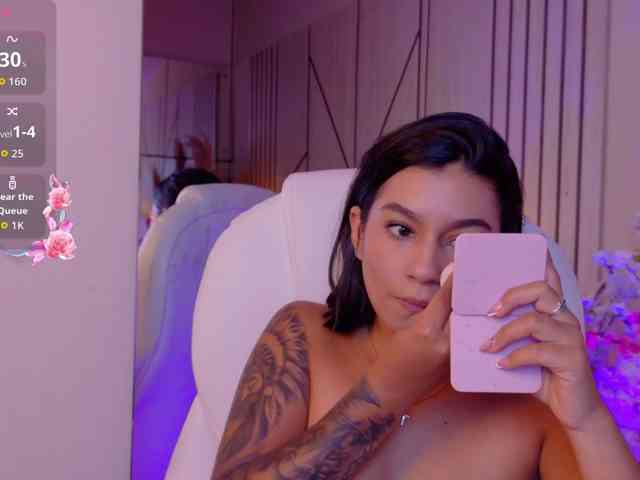 Alyssa-Ray webcam
