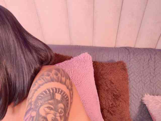 Alyssa-Ray webcam