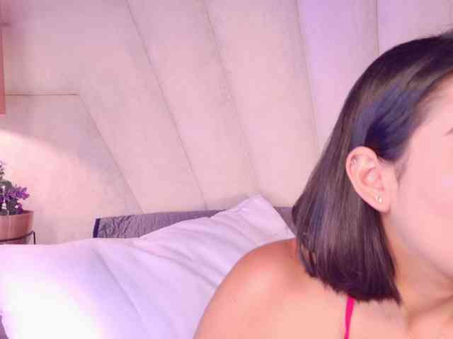 Alyssa-Ray webcam