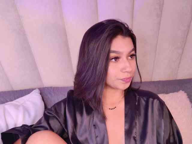 Alyssa-Ray webcam