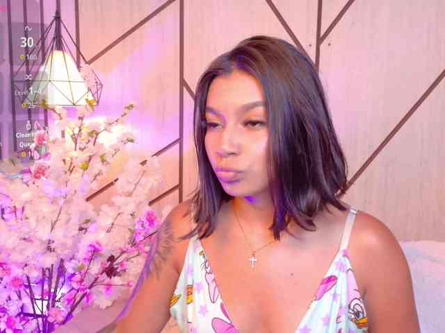 Alyssa-Ray webcam