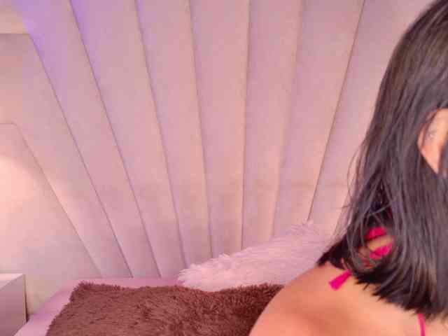 Alyssa-Ray webcam