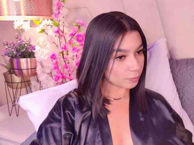 Alyssa-Ray webcam