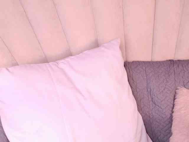 Alyssa-Ray webcam
