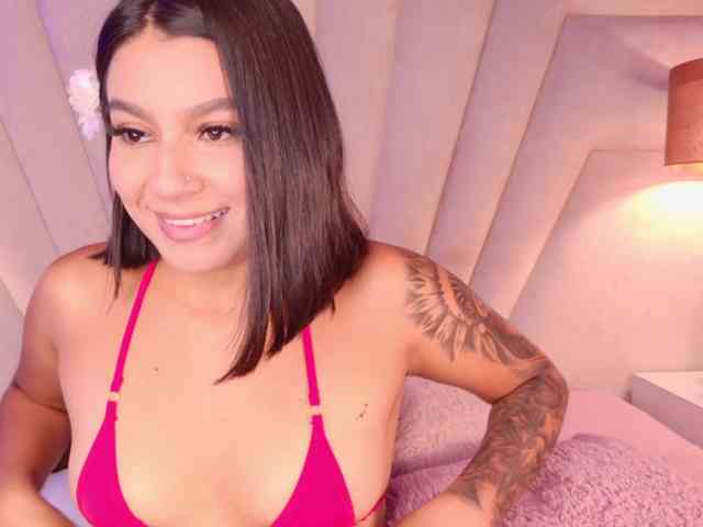 Alyssa-Ray webcam