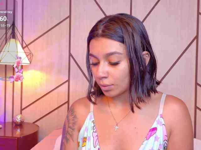 Alyssa-Ray webcam