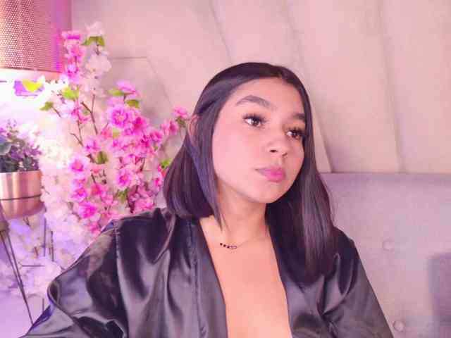 Alyssa-Ray webcam