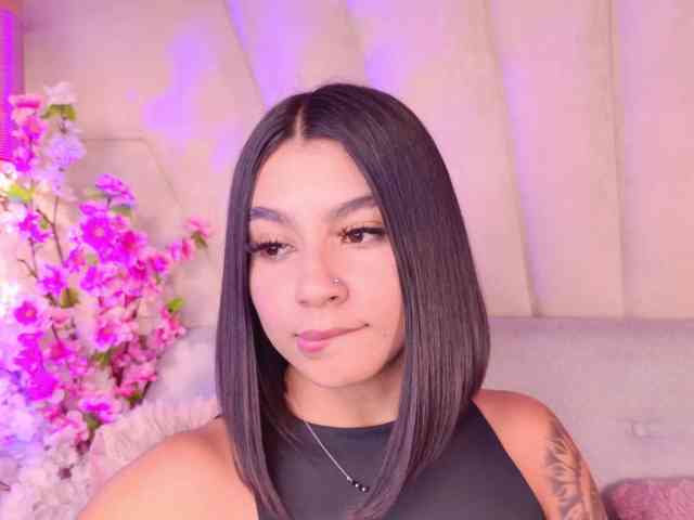 Alyssa-Ray webcam