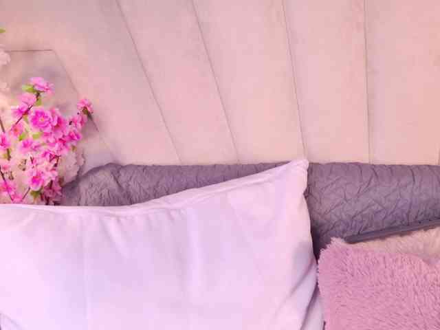 Alyssa-Ray webcam