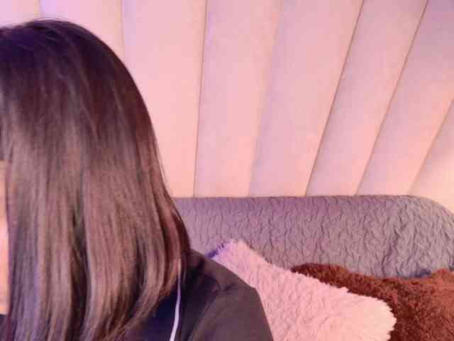 Alyssa-Ray webcam