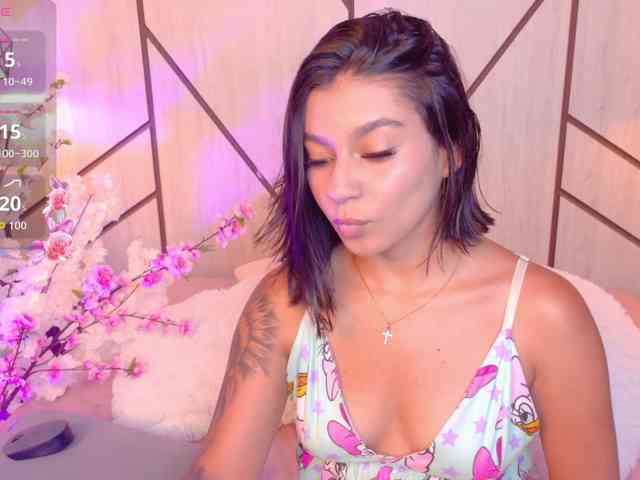 Alyssa-Ray webcam