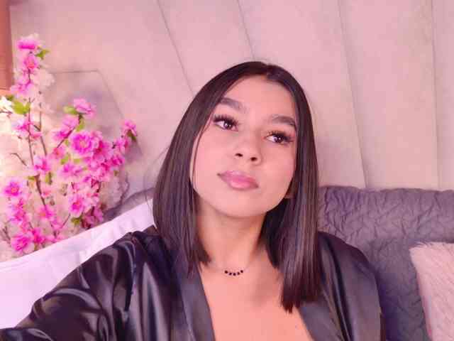 Alyssa-Ray webcam