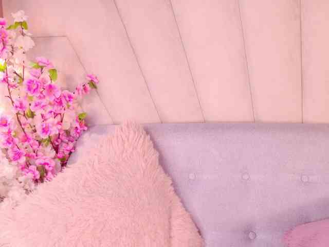 Alyssa-Ray webcam