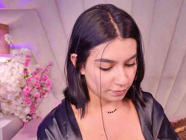 Alyssa-Ray webcam