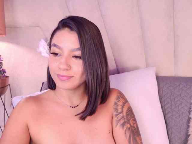 Alyssa-Ray Alyssa-Ray