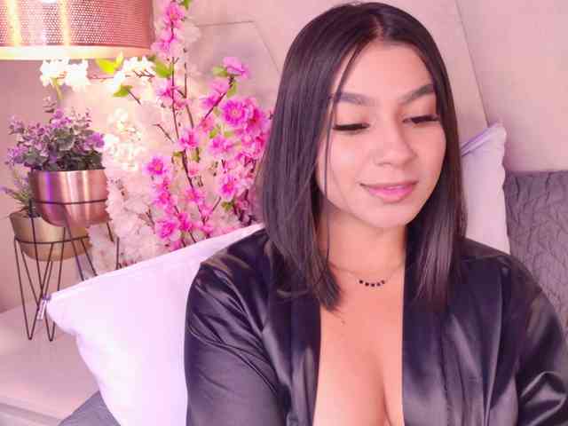 Alyssa-Ray webcam
