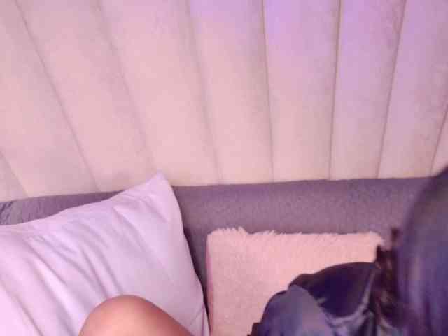 Alyssa-Ray webcam