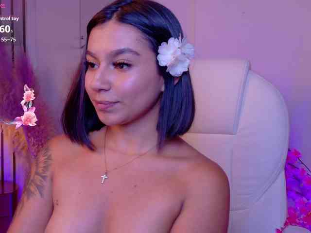 Alyssa-Ray webcam