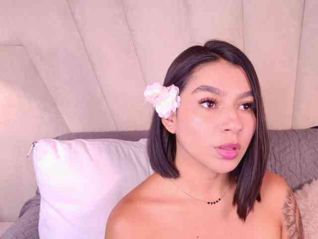 Alyssa-Ray Alyssa-Ray