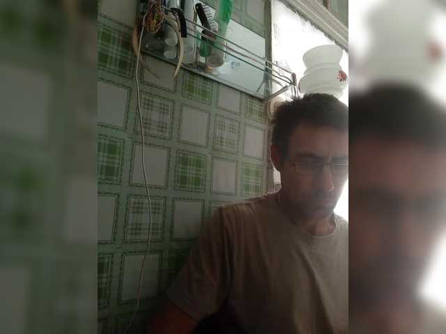 sergei747 — live male cam