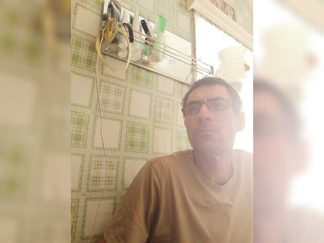 sergei747 — live male cam