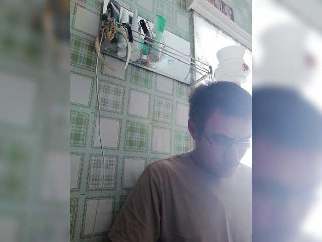 sergei747 — live male cam