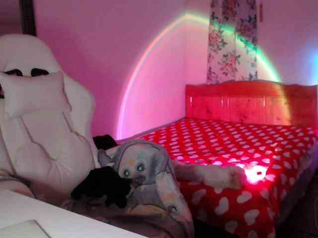 MissyDior webcam