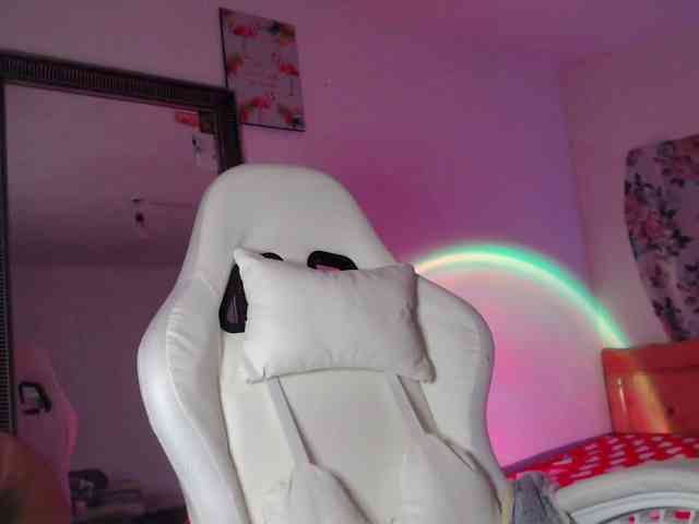 MissyDior webcam