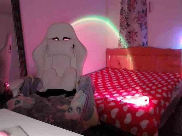 MissyDior webcam