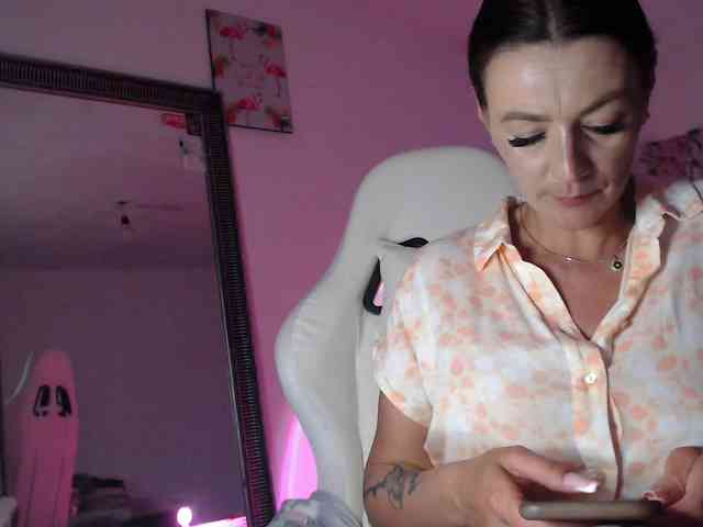 MissyDior webcam