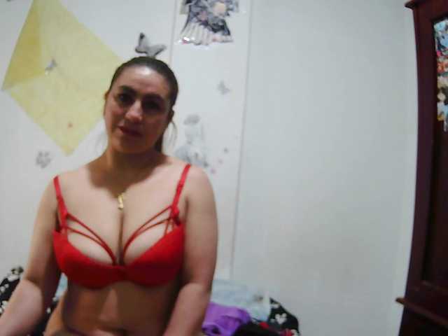 Addystuart- live cam on BongaCams