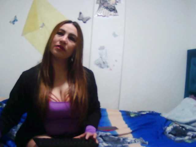 Addystuart- live cam on BongaCams
