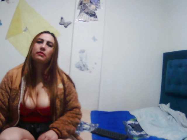 Addystuart- live cam on BongaCams