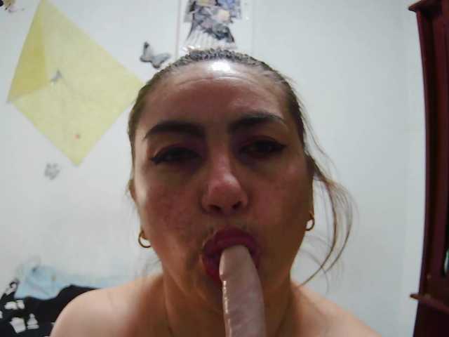 Addystuart- live cam on BongaCams