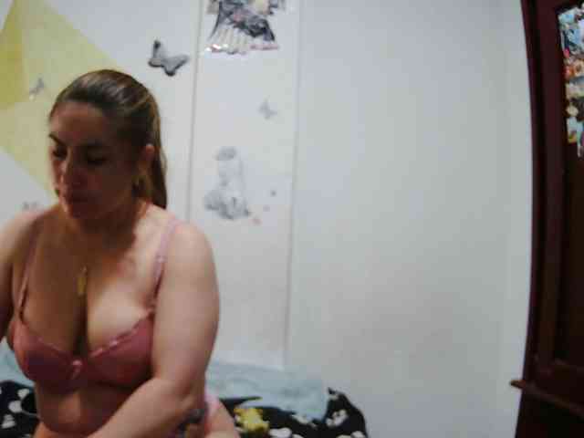 Addystuart- webcam