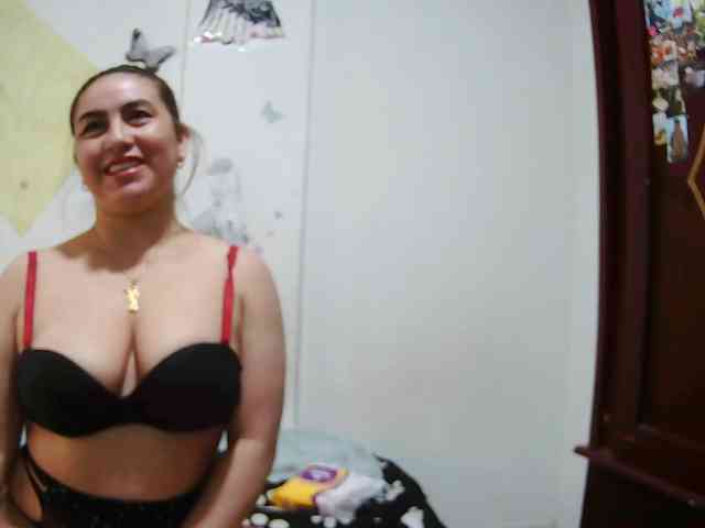 Addystuart- Addystuart-