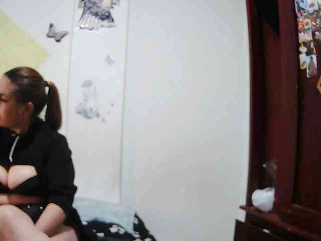 Addystuart- webcam