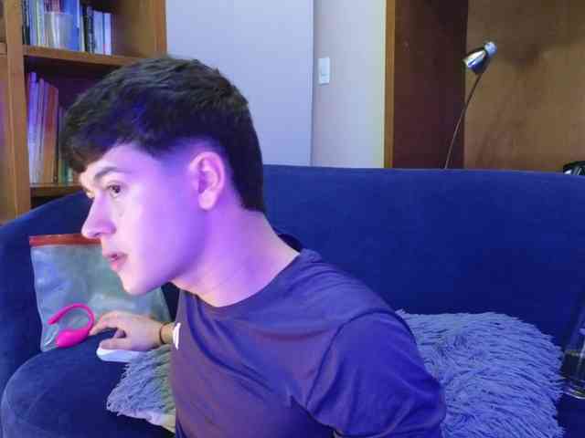 tightncuteass Live Webcam on BongaCams