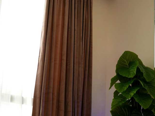 EvaAmanti's BongaCams show and profile