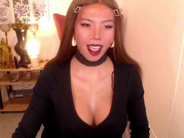 HeavenlyGoddesses Sex Cam Show