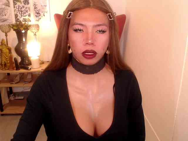 HeavenlyGoddesses Sex Cam Show