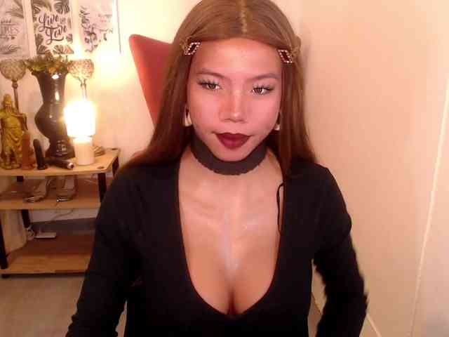HeavenlyGoddesses Sex Cam Show