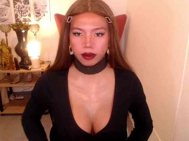 HeavenlyGoddesses Sex Cam Show