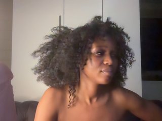 Sexyasszeee's Live Webcam