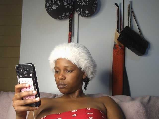 SexyBaddie live cam on BongaCams